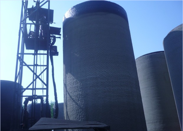 Big pipe outside the protective construction